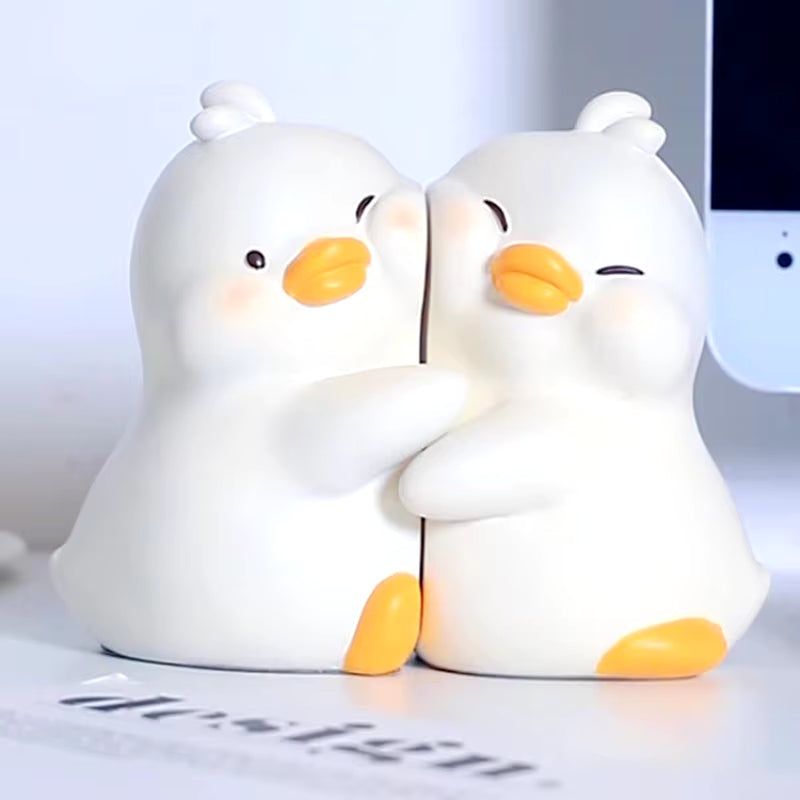 2Pcs Cute Ducks Book End Figurine Home Desk Living Decoration Resin Crafts Lovely Animal Statuette for Bedroom Accessories Gifts